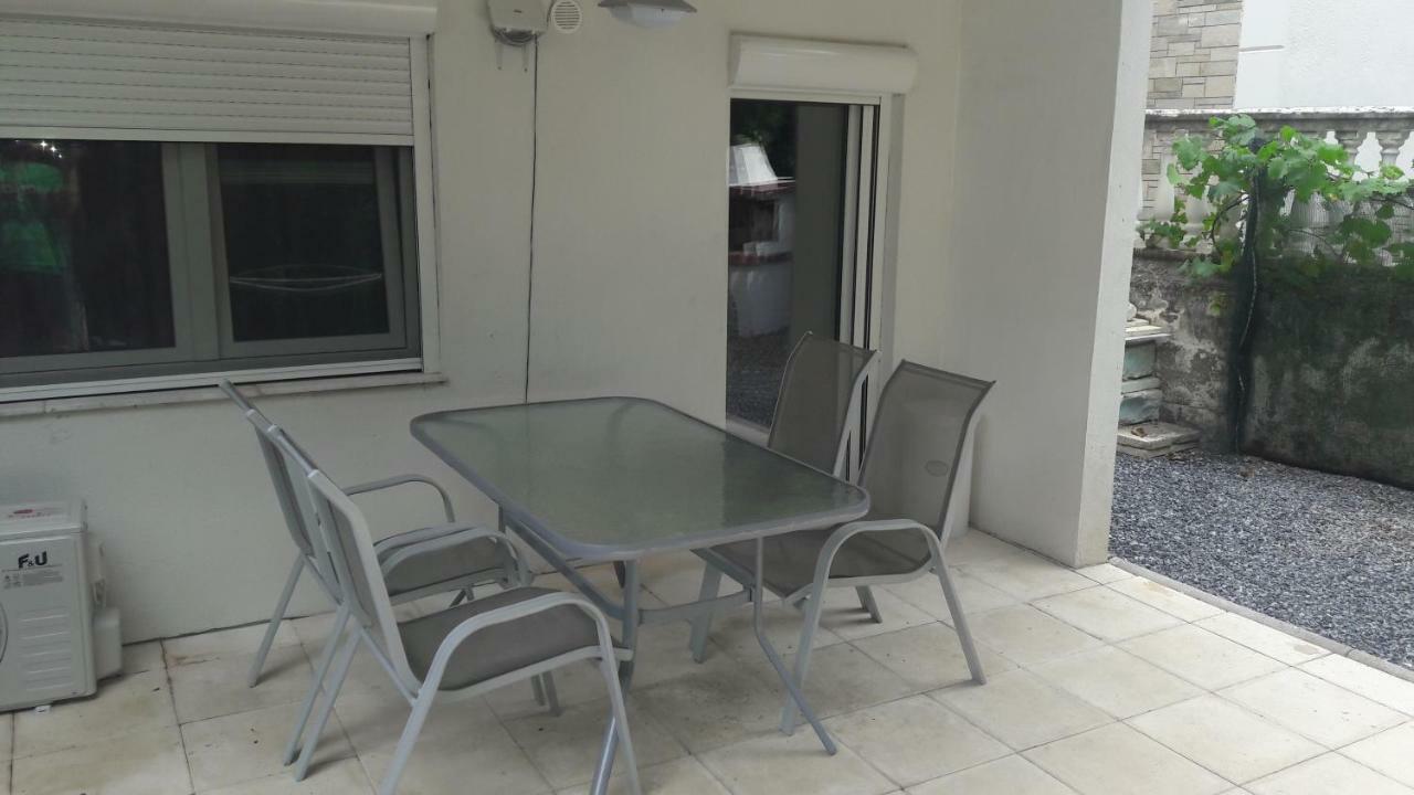 Friends 2 Apartment Peraia  Exterior photo